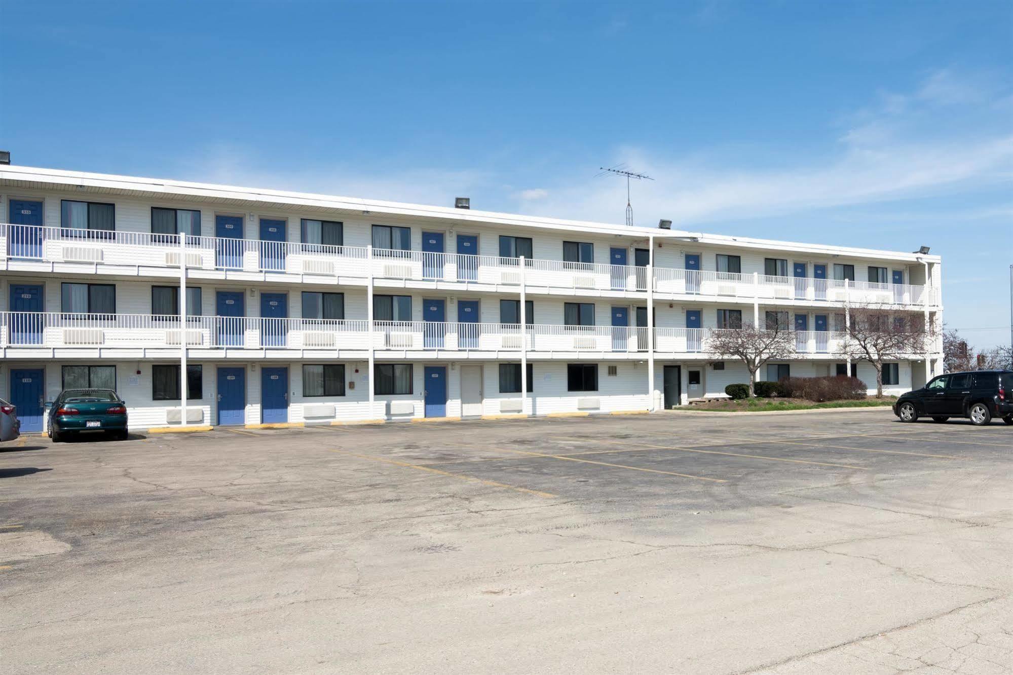 Motel 6 Chicago Southwest - Aurora Exterior foto